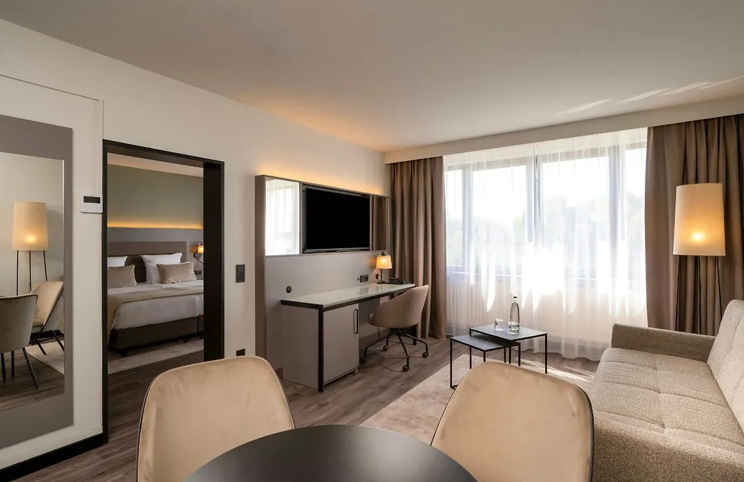 Leonardo Hotel Hannover-1